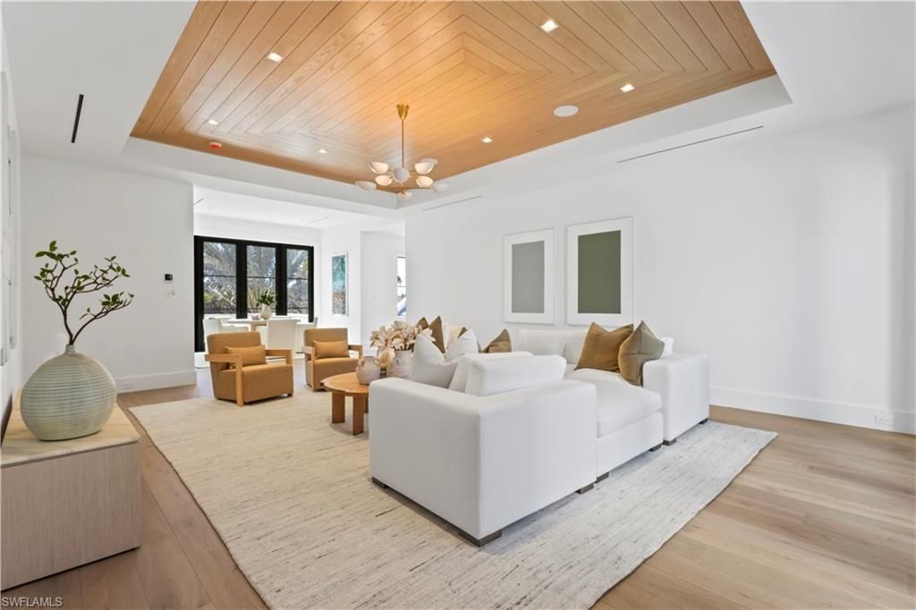 745 Pectin Rd, Naples, FL 34102 Photo