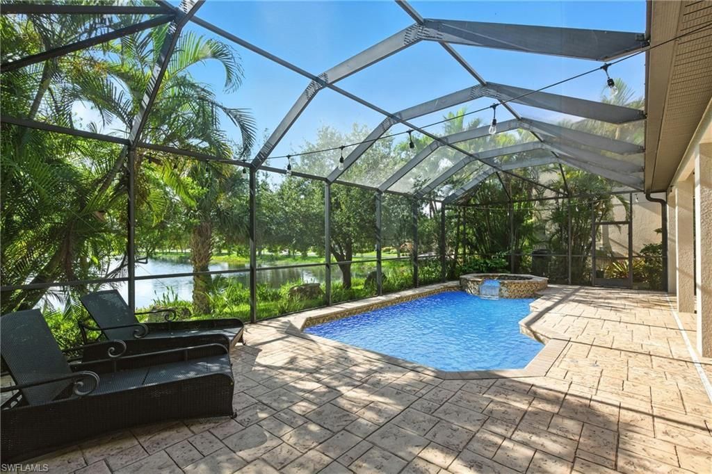 8843 Tropical Ct, Fort Myers, FL 33908 Photo