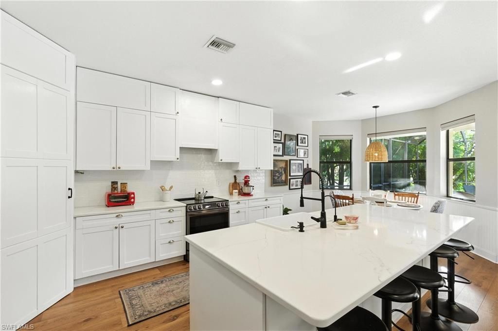 8843 Tropical Ct, Fort Myers, FL 33908 Photo