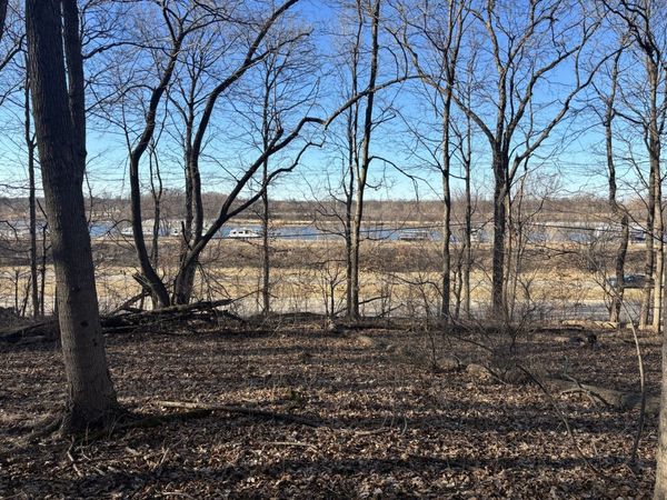 2960 N 2553rd Road , Seneca, IL 61360