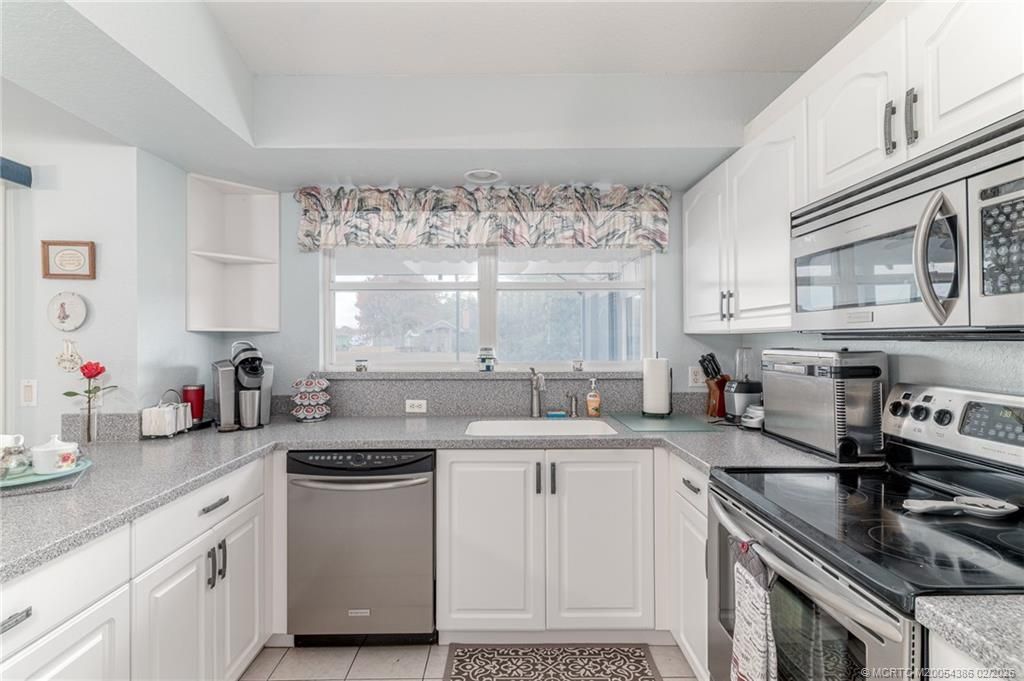 414 SW Carter Avenue, Port Saint Lucie, FL 34983 Photo