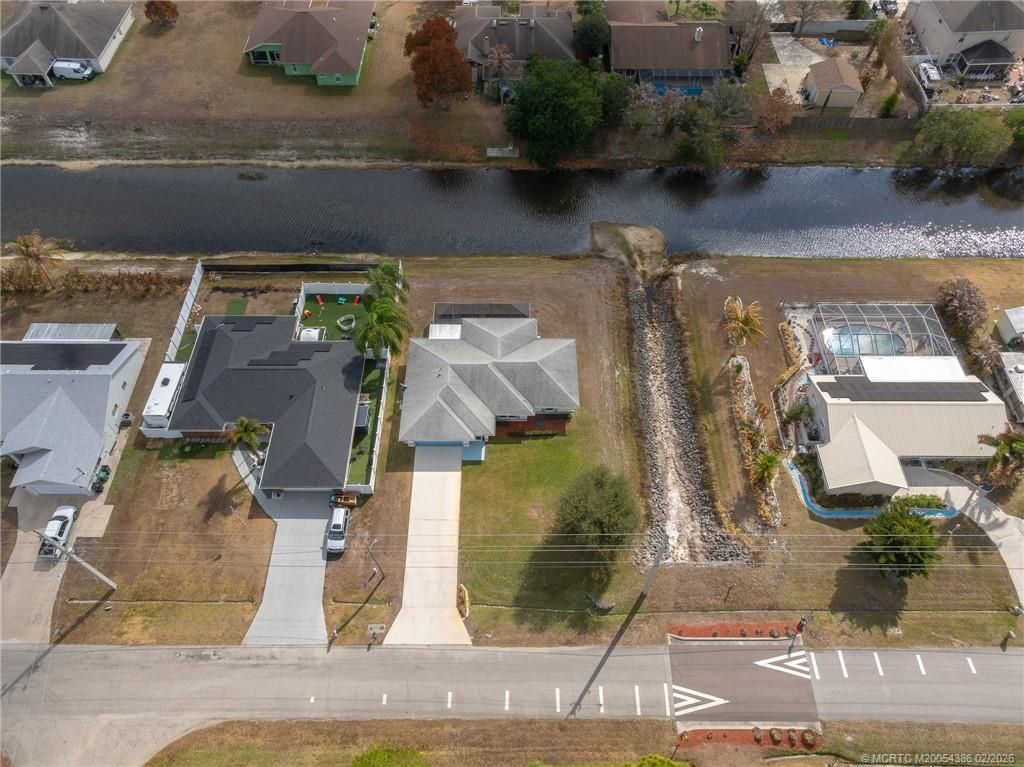 414 SW Carter Avenue, Port Saint Lucie, FL 34983 Photo