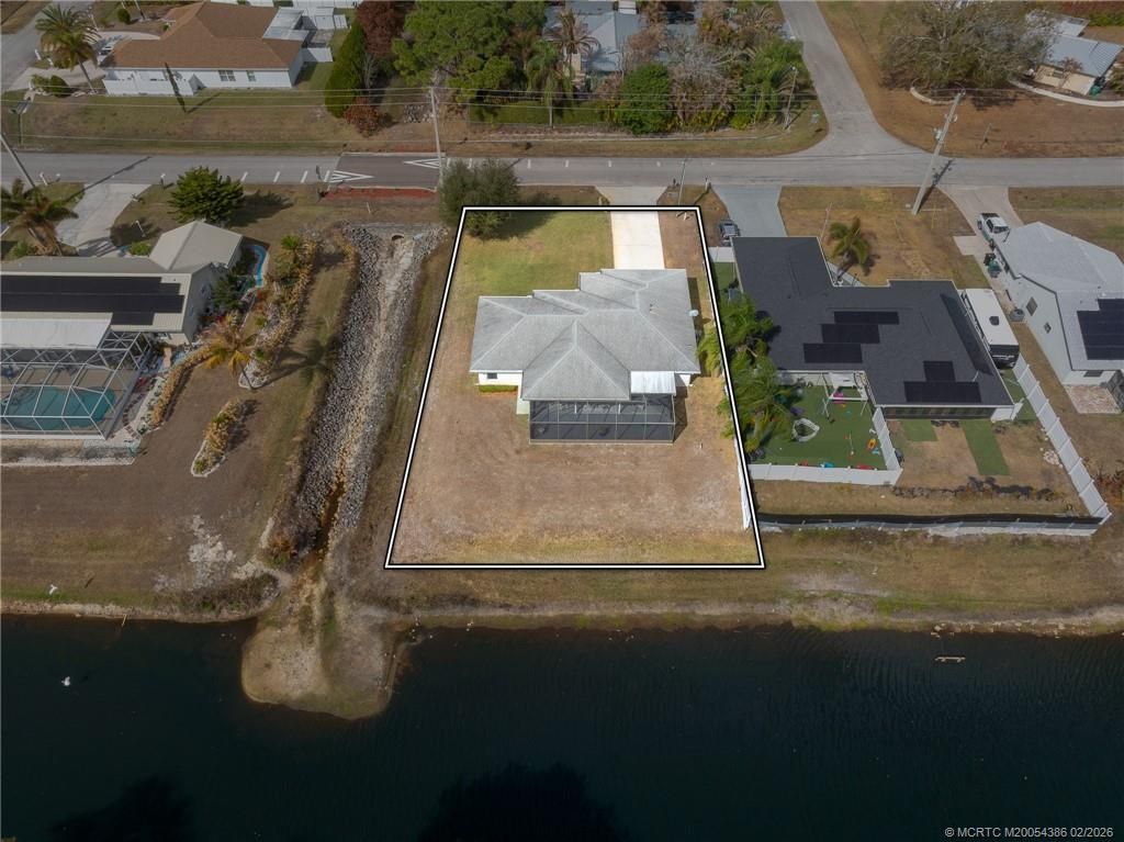 414 SW Carter Avenue, Port Saint Lucie, FL 34983 Photo