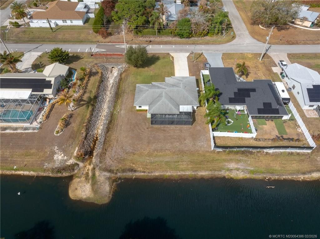 414 SW Carter Avenue, Port Saint Lucie, FL 34983 Photo