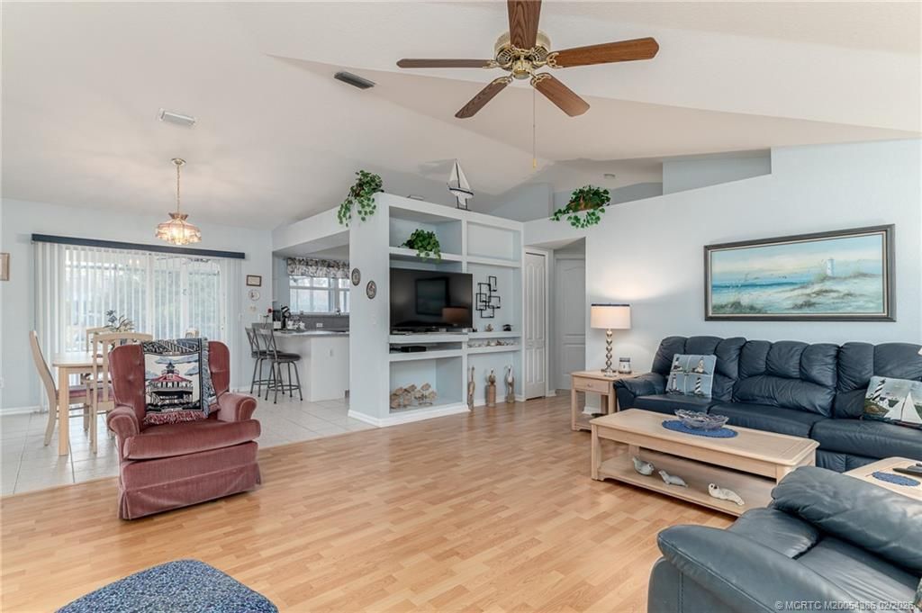 414 SW Carter Avenue, Port Saint Lucie, FL 34983 Photo