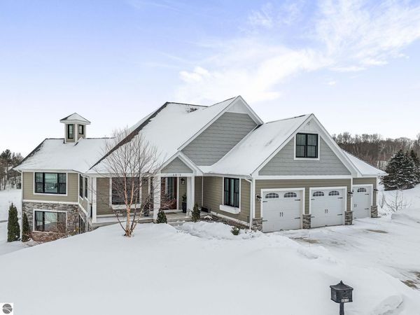 6815 Rolling Hills Drive S, Unit 12, Traverse City, MI 49684