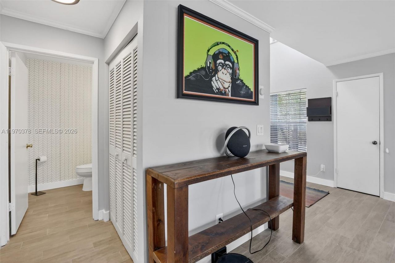 4700 Grapevine Way , Davie, FL 33331 Photo