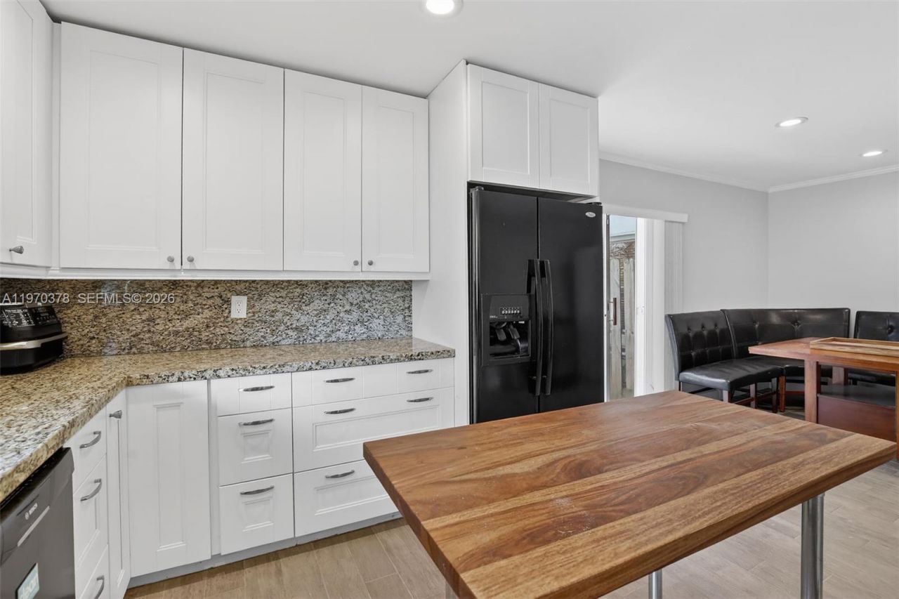 4700 Grapevine Way , Davie, FL 33331 Photo