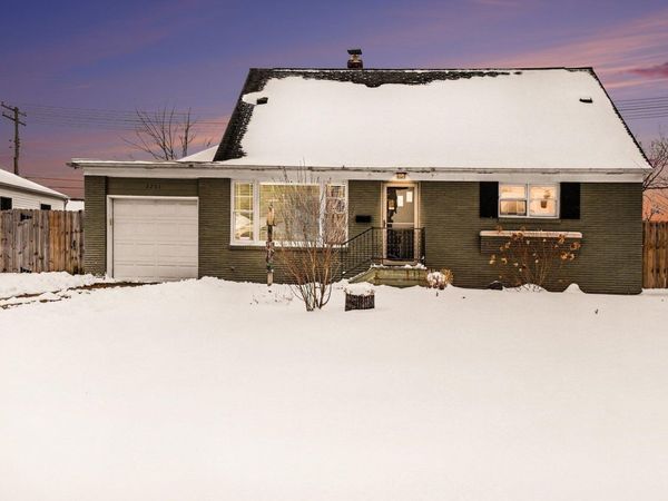 2201 Homewood Avenue, Mishawaka, IN 46544