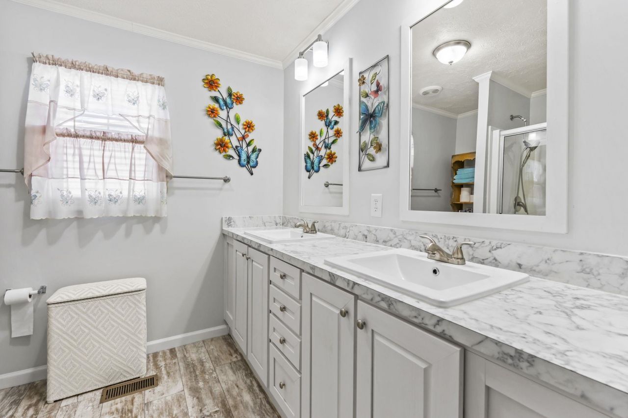 247 Air Stream Dr. Photo 13