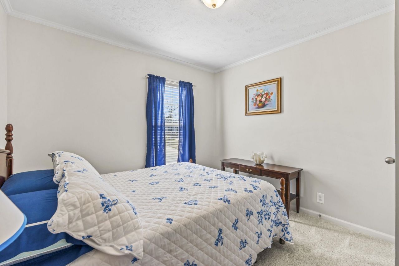 247 Air Stream Dr. Photo 17