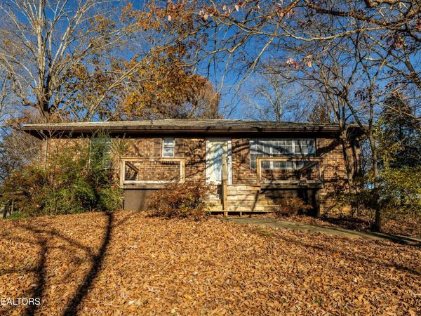 154 Alfred McCammon Rd, Maryville, TN 37804