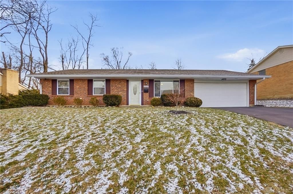 6296 Blossom Park Drive, Dayton, OH 45449 Main Photo