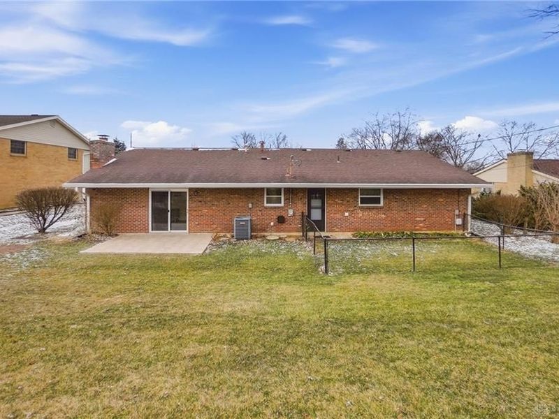 6296 Blossom Park Drive, Dayton, OH 45449 Photo 24