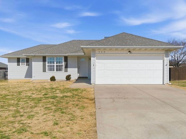 509 Sugar Lane , Clever, MO 65631