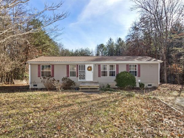 142 River Breeze Drive, Morganton, NC 28655