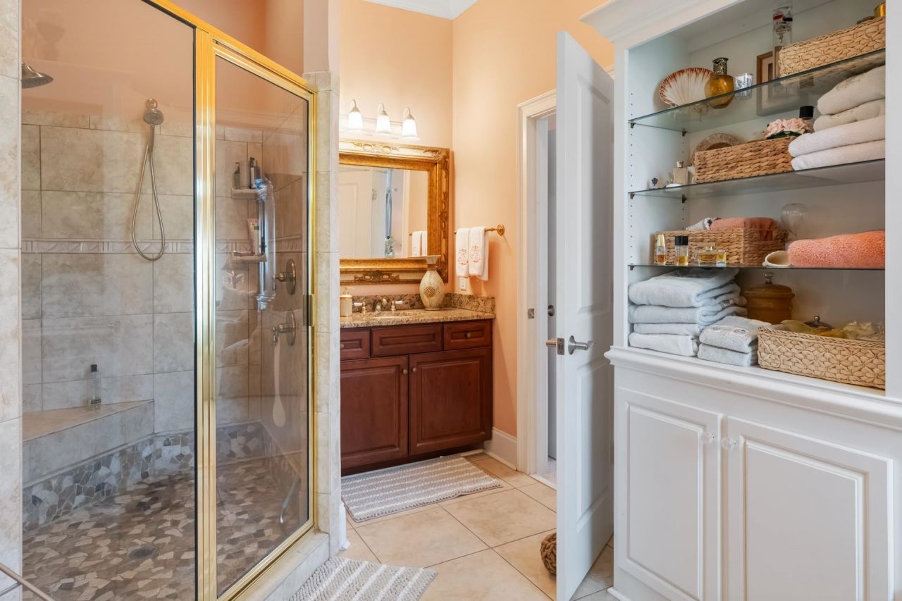 250 Pinckney Ave.  Photo 21