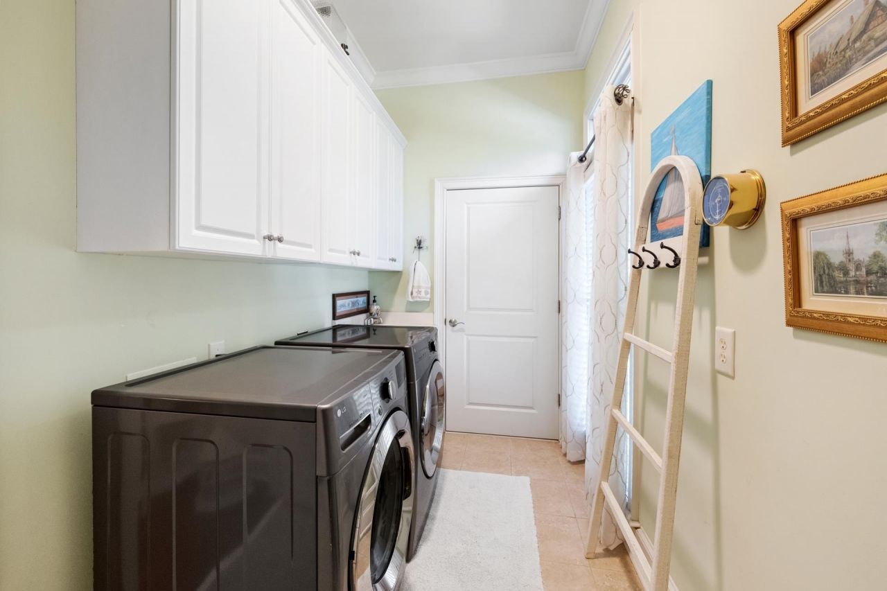 250 Pinckney Ave.  Photo 29