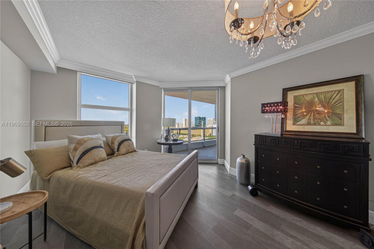 401 SW 4th Ave , Unit 1407, Fort Lauderdale, FL 33315 Photo