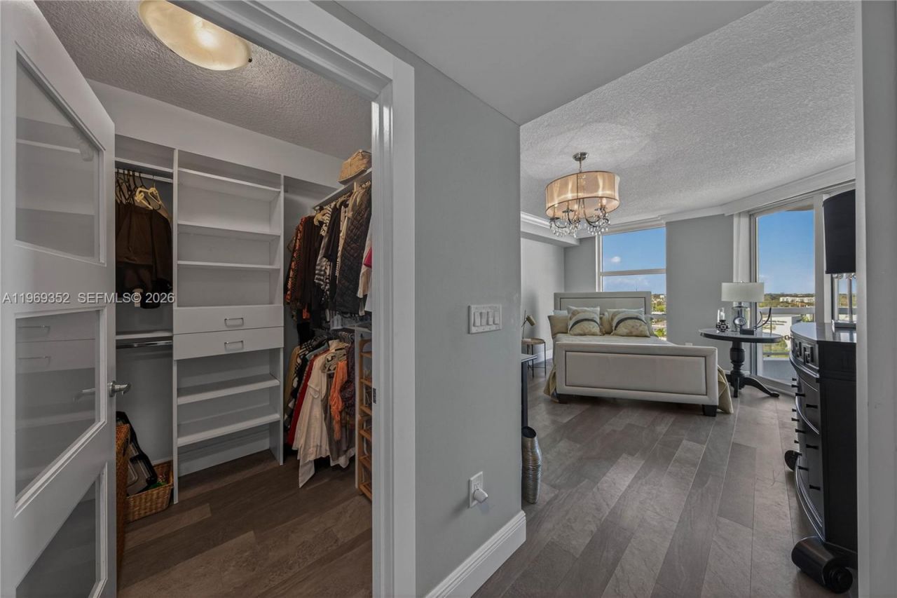 401 SW 4th Ave , Unit 1407, Fort Lauderdale, FL 33315 Photo