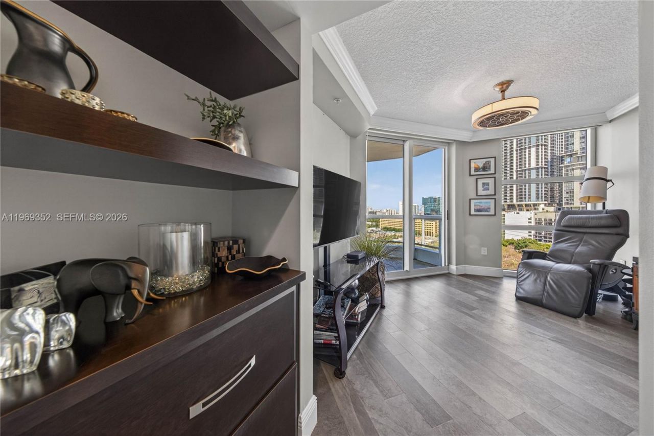 401 SW 4th Ave , Unit 1407, Fort Lauderdale, FL 33315 Photo