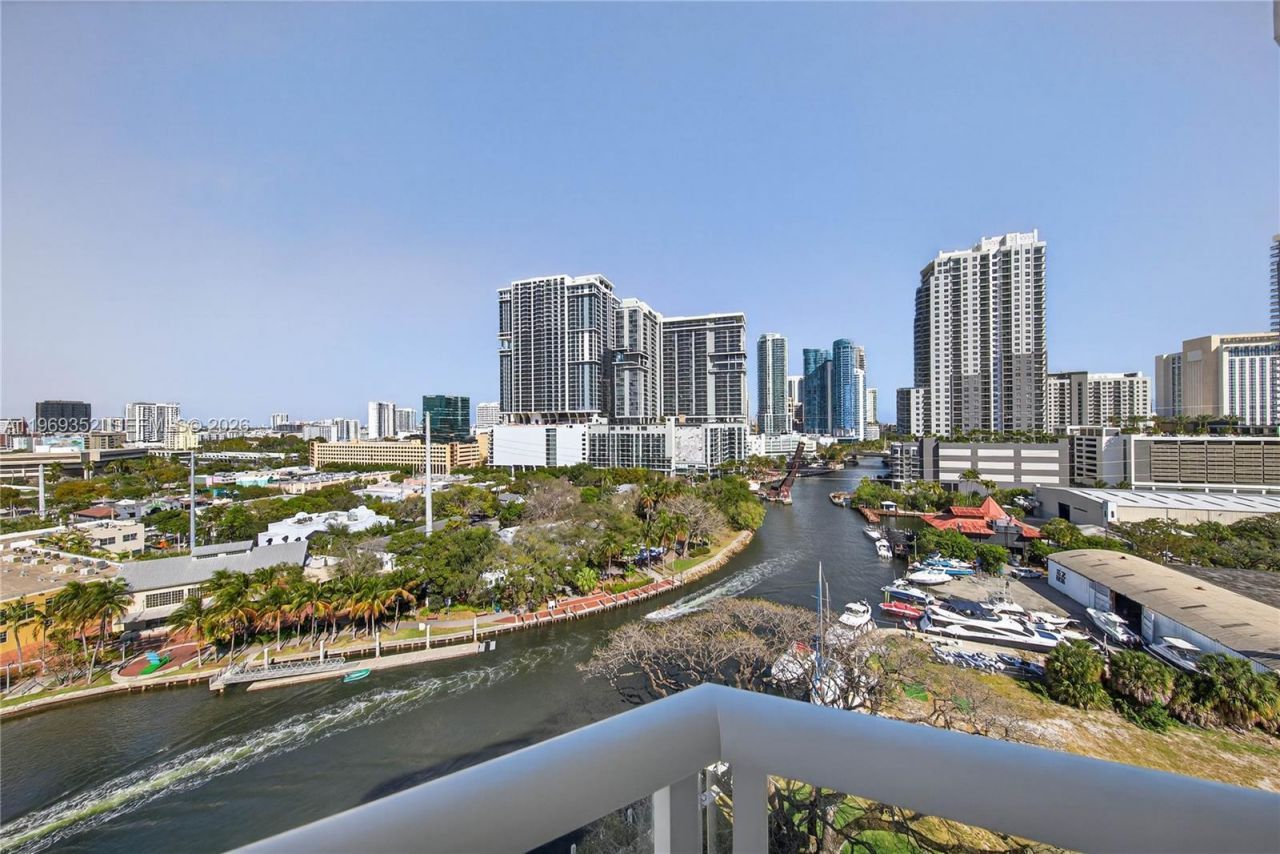 401 SW 4th Ave , Unit 1407, Fort Lauderdale, FL 33315 Photo