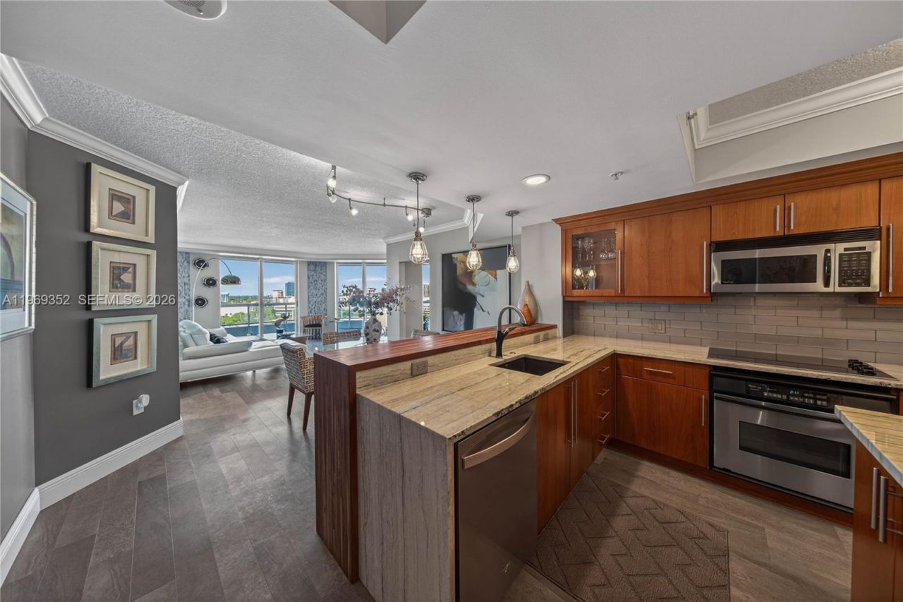 401 SW 4th Ave , Unit 1407, Fort Lauderdale, FL 33315 Photo