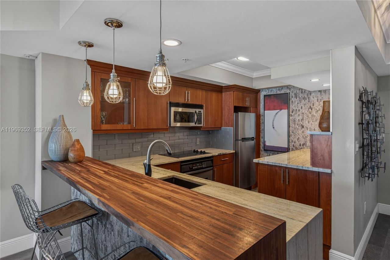 401 SW 4th Ave , Unit 1407, Fort Lauderdale, FL 33315 Photo