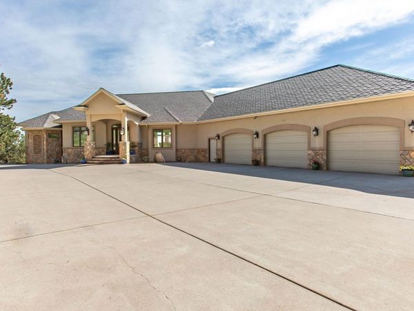 2740 SKYLINE DR, Rapid City, SD 57701