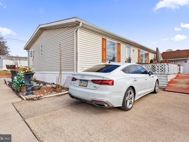 524 N PINE STREET, MIDDLETOWN, PA 17057