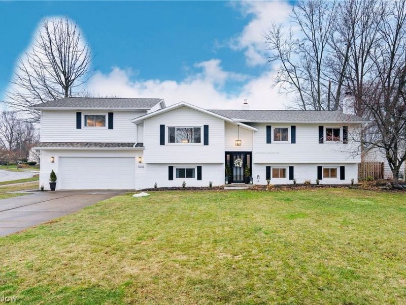 5642 Grand Place, Willoughby, OH 44094 Photo 1