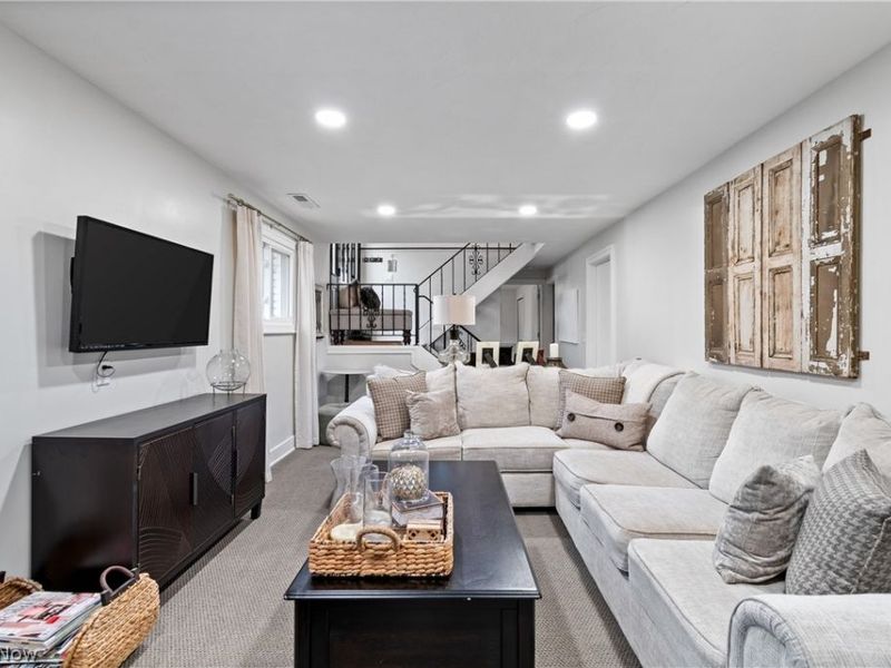 5642 Grand Place, Willoughby, OH 44094 Photo 22