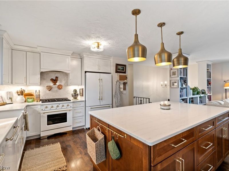 5642 Grand Place, Willoughby, OH 44094 Photo 3