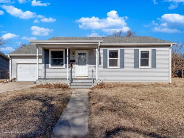 410 N Circle Drive, Wilmington, IL 60481