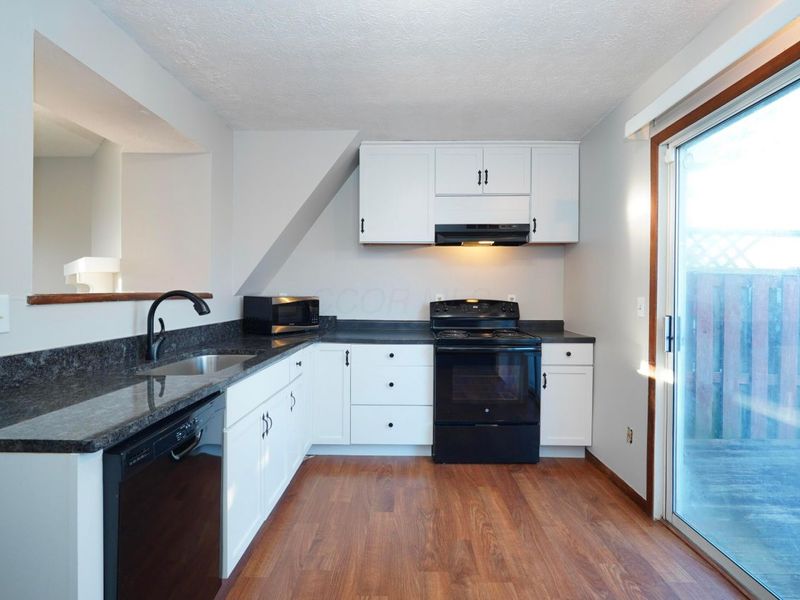 994 Annagladys Drive, Unit M4, Columbus, OH 43085 Photo 12