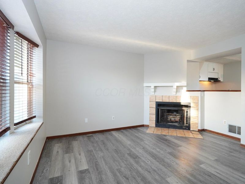 994 Annagladys Drive, Unit M4, Columbus, OH 43085 Photo 3