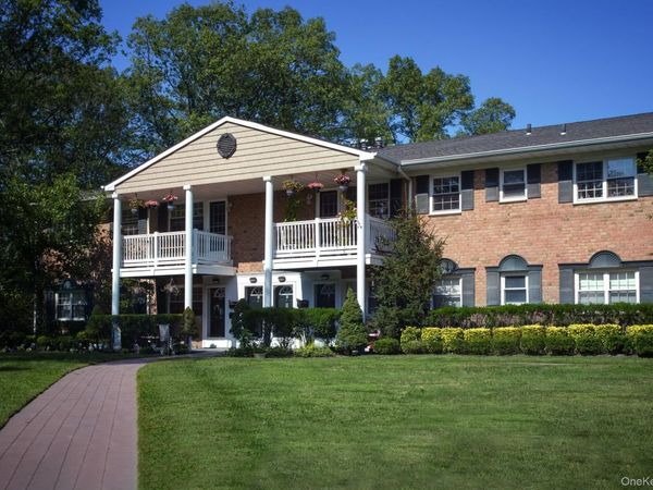 111 College Road , Unit 06-B, Selden, NY 11784