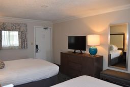 1105 S Ocean Blvd.  photo 4