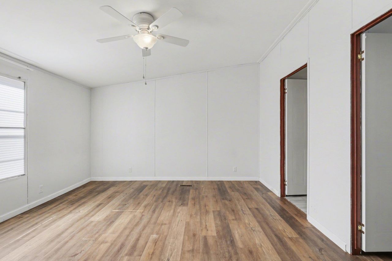 3214 Lyndon Dr. Photo 11