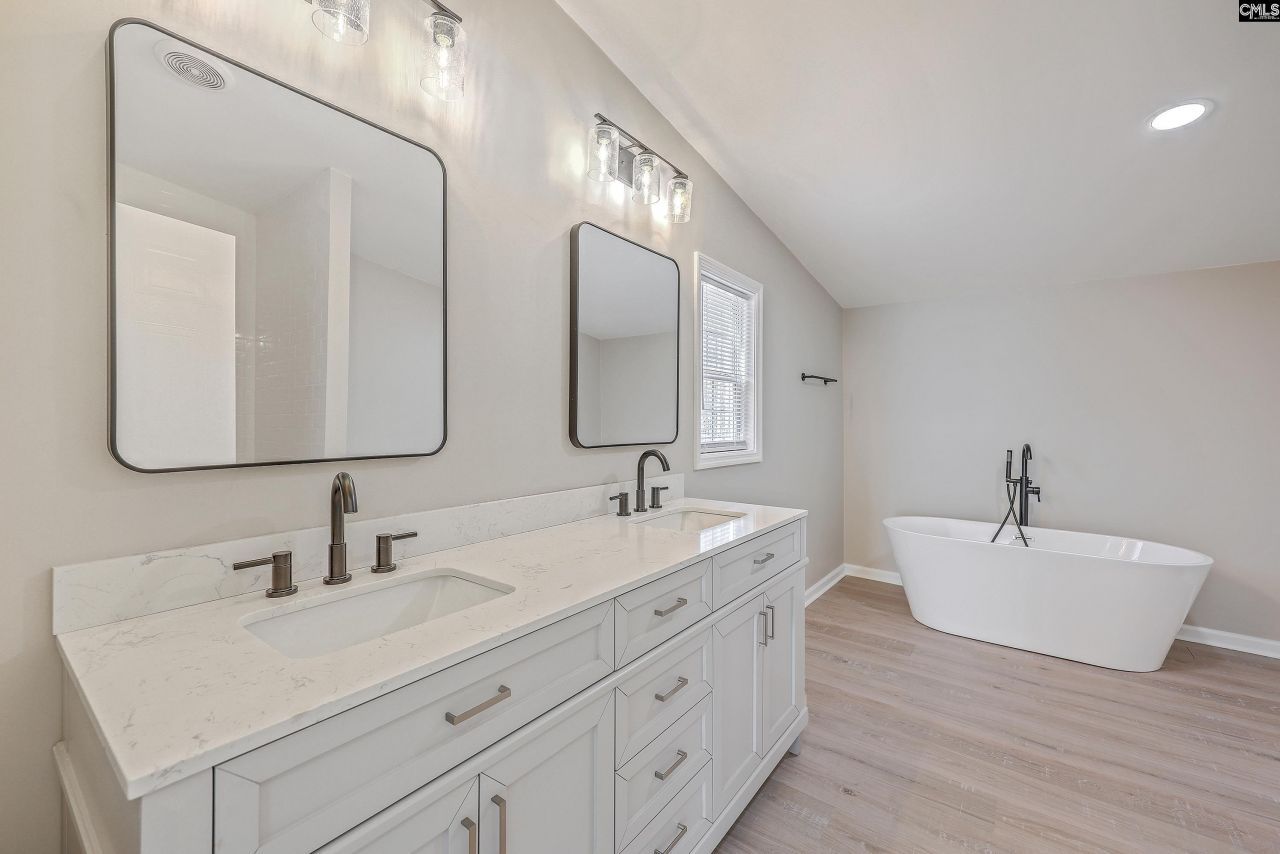 205 Riptide Road  Photo 16