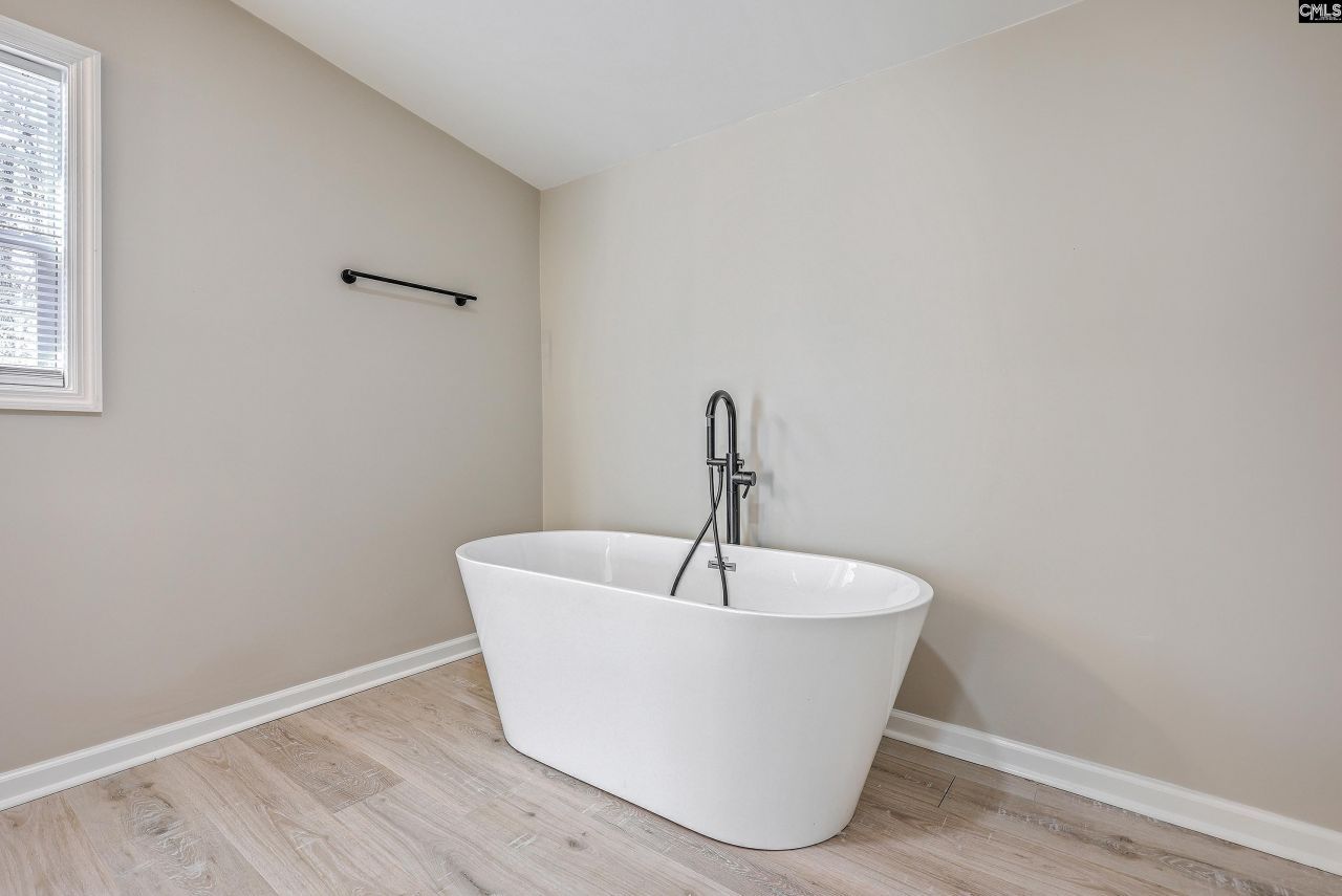 205 Riptide Road Photo 18