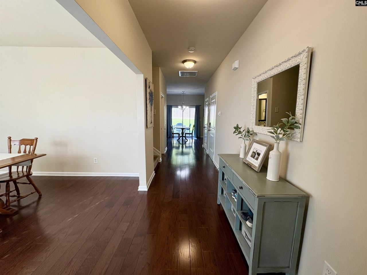 211 Sunny View Lane  Photo 5