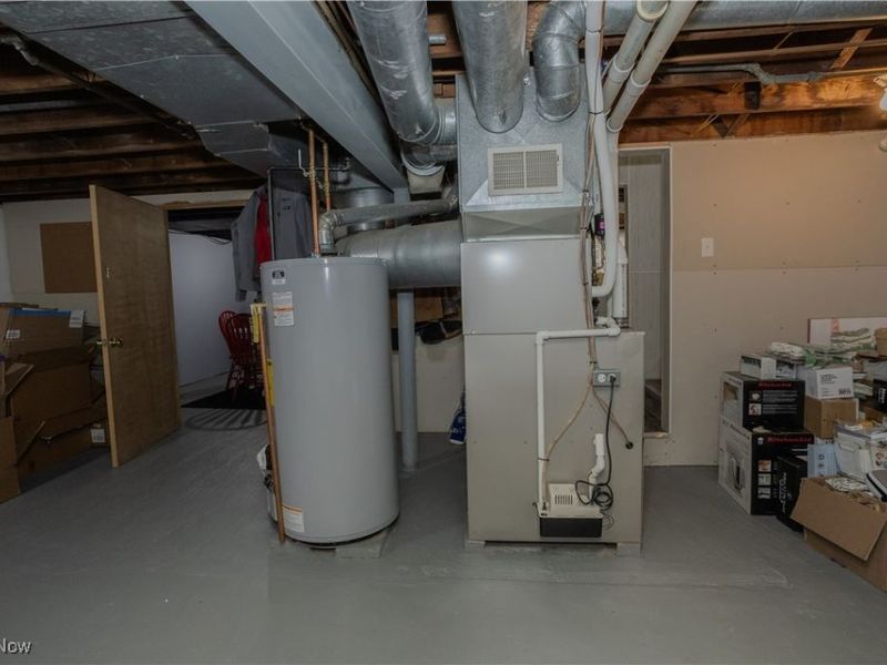 2943 S Union Avenue, Alliance, OH 44601 Photo 22