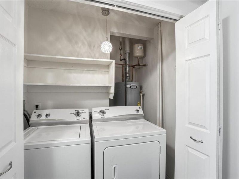 303 Pointe Place , Westerville, OH 43082 Photo 11