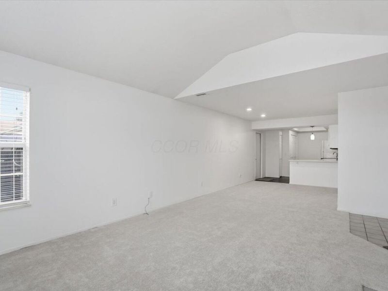 303 Pointe Place , Westerville, OH 43082 Photo 7