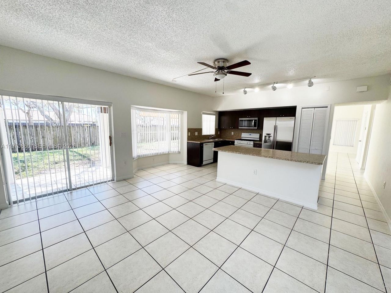 15920 SW 79th Ter, Miami, FL 33193 Photo