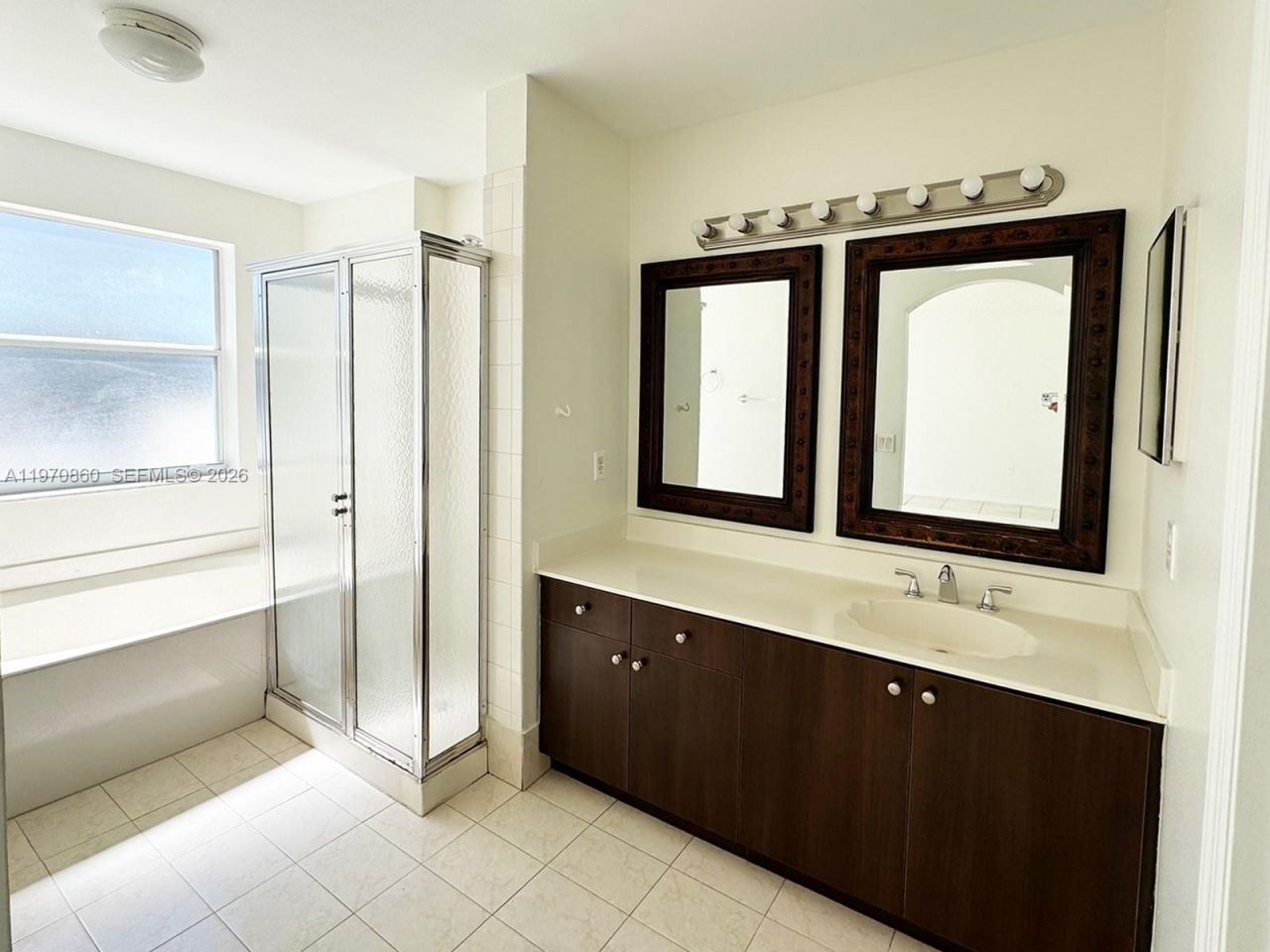 15920 SW 79th Ter, Miami, FL 33193 Photo