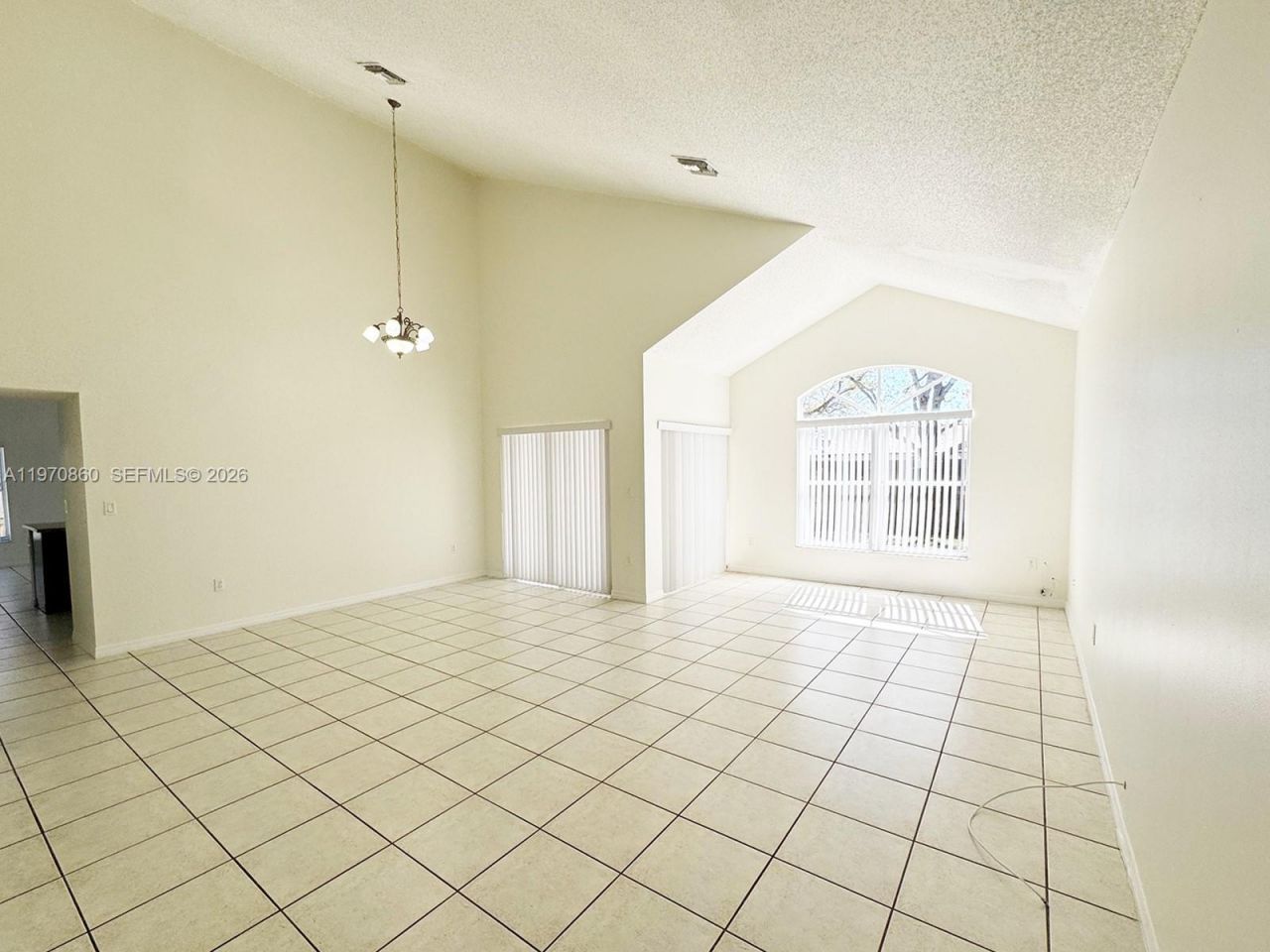 15920 SW 79th Ter, Miami, FL 33193 Photo