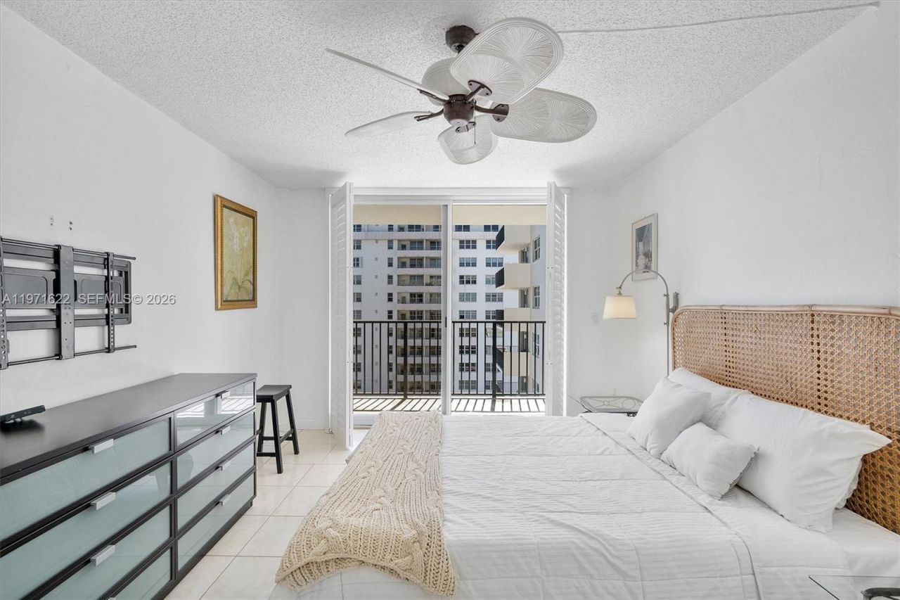 9273 Collins Ave , Unit 901, Surfside, FL 33154 Photo