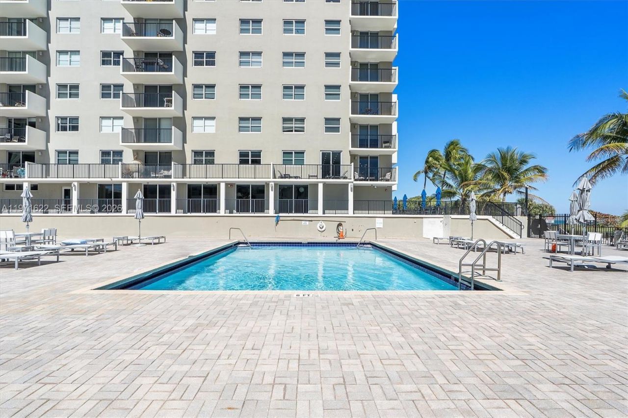 9273 Collins Ave, Unit 901, Surfside, FL 33154 Photo